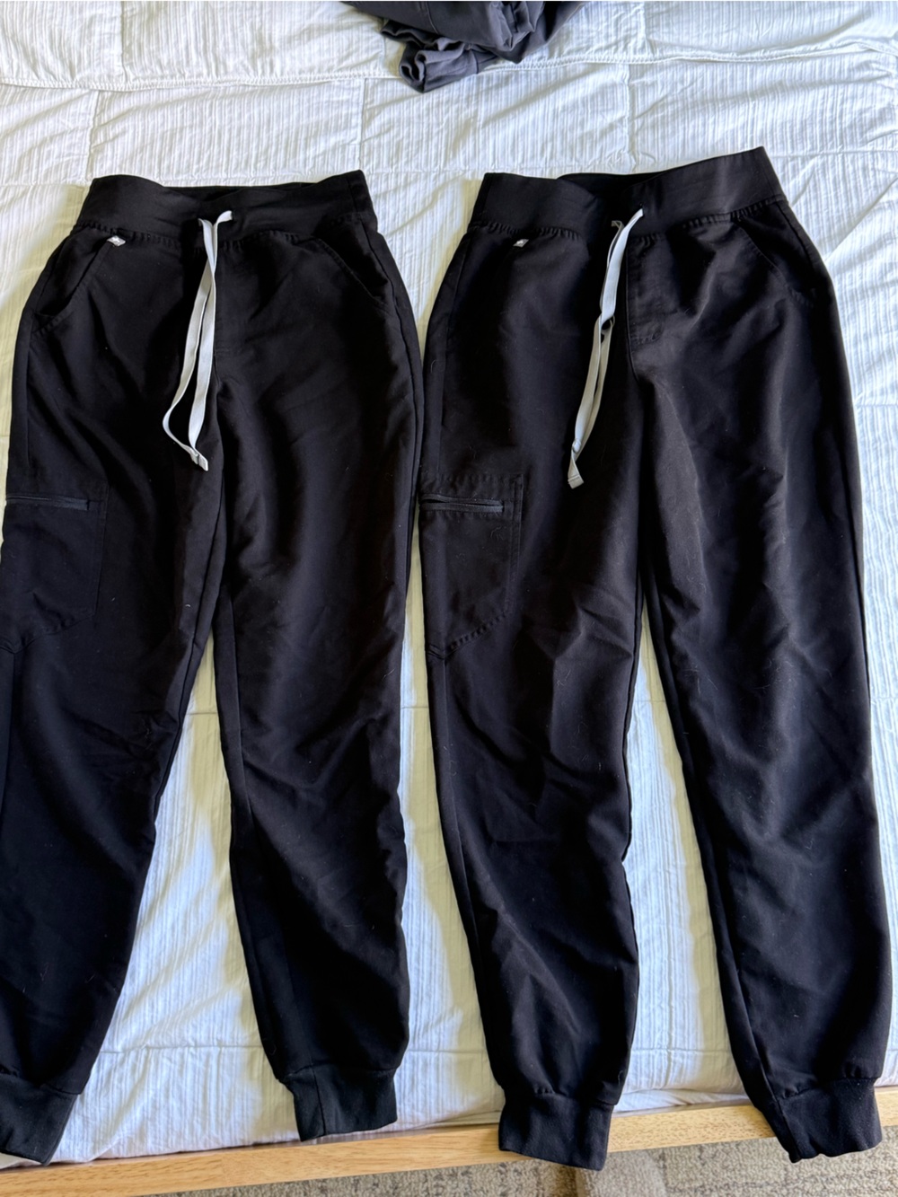 Set of HW Zamora joggers black